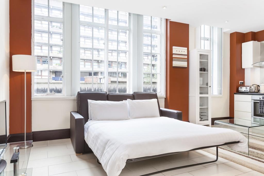 Club Living - Barbican Apartments ลอนดอน ภายนอก รูปภาพ