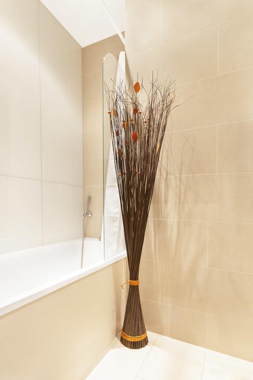 Club Living - Barbican Apartments ลอนดอน ภายนอก รูปภาพ