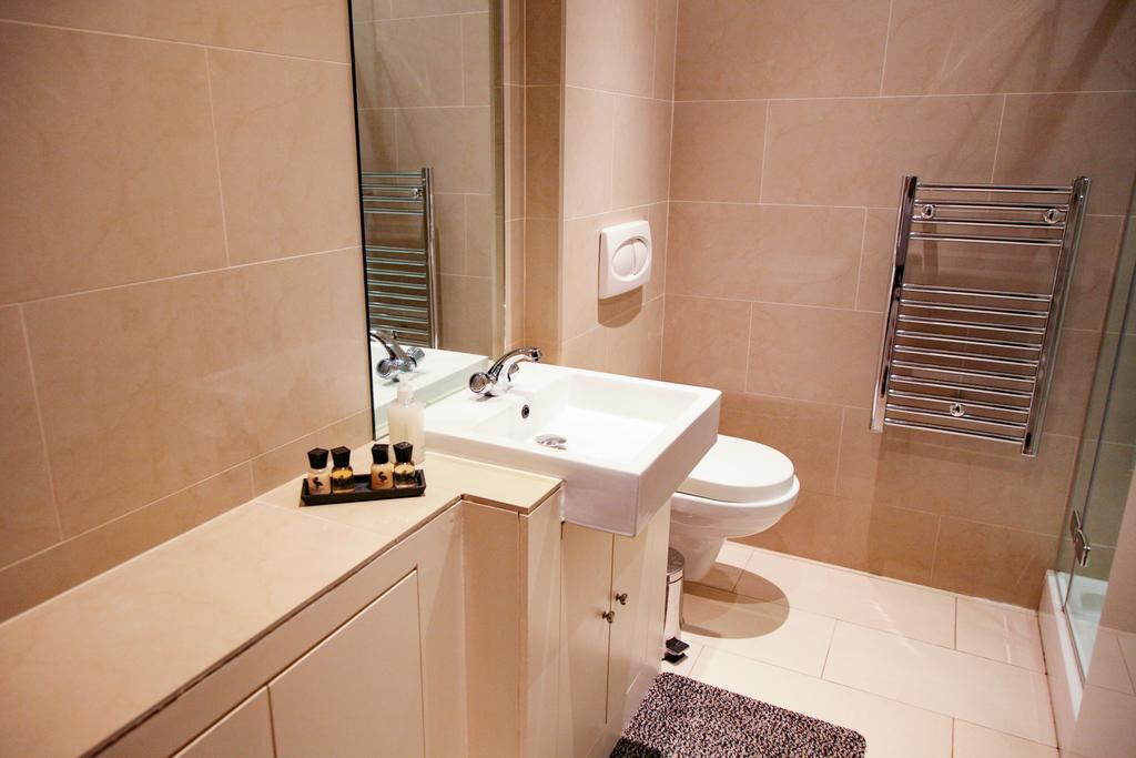 Club Living - Barbican Apartments ลอนดอน ห้อง รูปภาพ